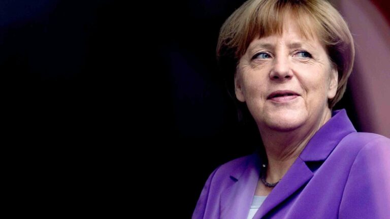 Пензијата на Меркел ќе биде околу 15.000 евра месечно