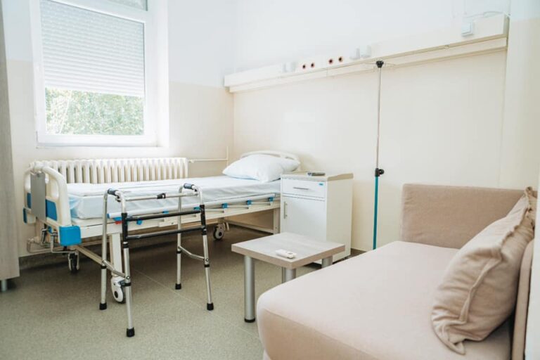 29 годишна родилка почина од Ковид 19 на Инфективната клиника– бебето е ставено во инкубатор