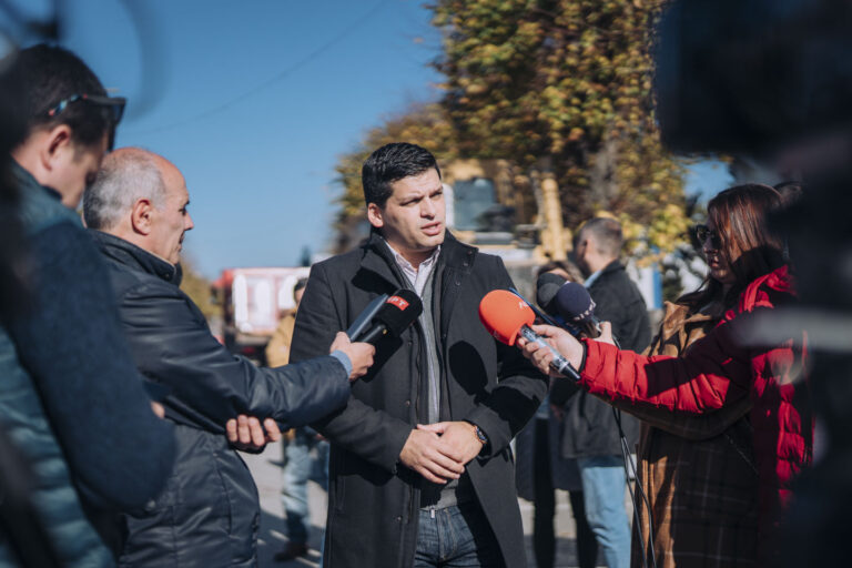Охридскиот градоначалник никако не мирува-започнаа градежните активности за реконструкција и уредување на Булеварот „Македонски Просветители“.