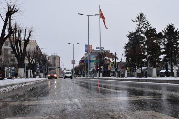 Утрово сите улици и патиштата во Прилеп и прилепско се навремено  исчистени од страна на надлежните служби