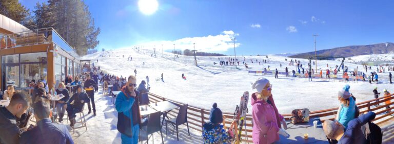 Сите во Крушево на скијање