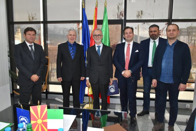 Јовчески и Проданоски денеска остварија успешна средба со амбасадорот на Република Италија Андреа Силвестри