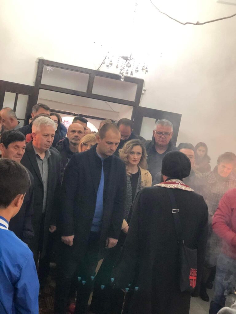 Градоначалникот Јовчески, Проданоски и Кузманоска денеска присуствуваа на преосветувањето на црквата “Успение на Пресвета Богородица”-с.Селце