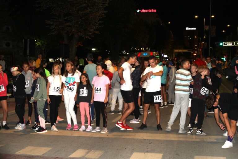Успешно заврши “Прилеп трча” – ноќната рекреативна трка во должина од 5 километри