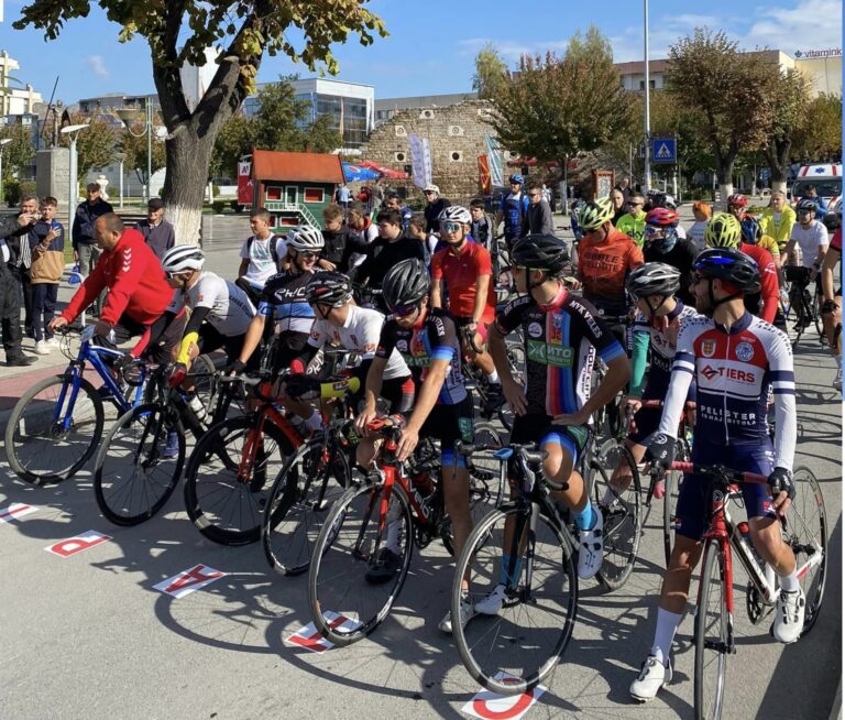 Денеска во Прилеп се одржува велосипедската трка „Сава Мариово Тур“