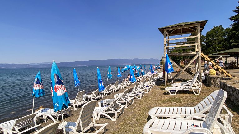 Од утре, легендарната плажа “Славија” по речиси една деценија ќе започне со работа