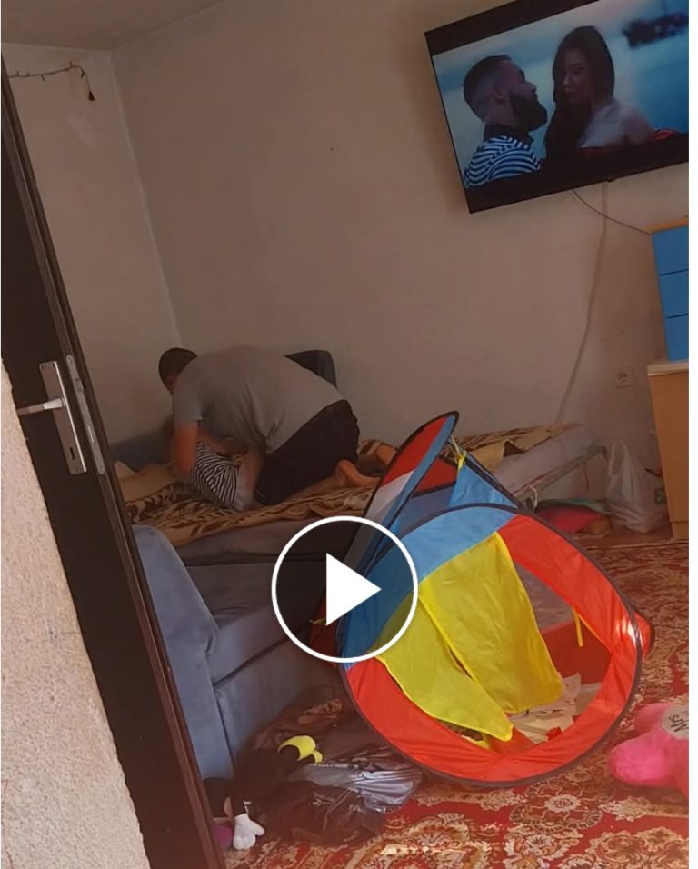 Мајката на претепаното 4 годишно девојче од страна на нејзиниот татко, објави нови фотографии на кои се гледаат модринки и раскрвавени рани кај девојчето