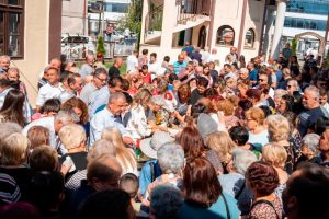 Прилепчани верни на традицијата за Преображение во “Грчката црква” во Прилеп