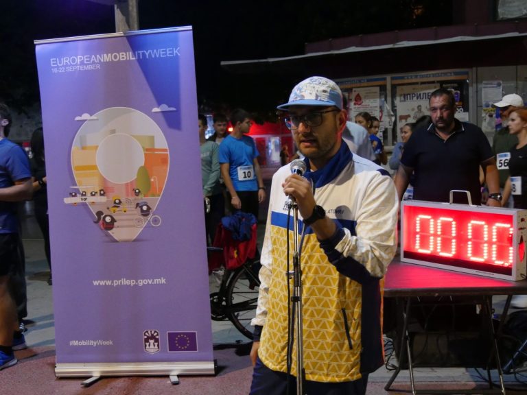 Синоќа, голем број на прилепчани беа дел од ноќната рекреативна трка на 5 километри низ улиците на Прилеп