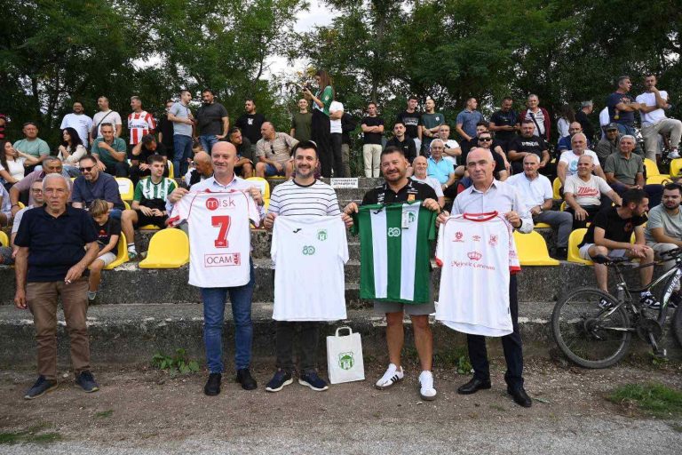 Ревијален фудбалски натпревар помеѓу ФК Пелистер и ФК од Мелбурн-Австралија