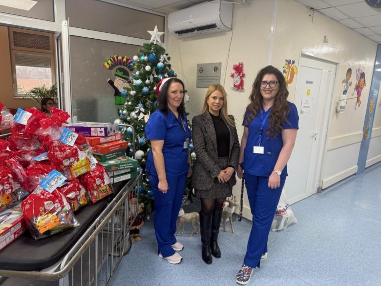 Секоја чест за Витаминка! Новогодишно донираше за најмладите пациенти кои се лекуваат во неколку здравствени установи во земјава