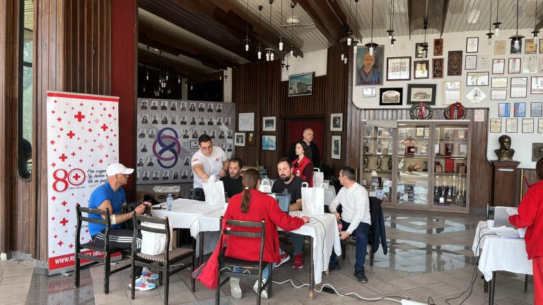 Битолчани секогаш биле големи крводарители! Денеска во Битола се одржа голема крводарителска акција организирана по повод 17 Март, Ден на крводарителството во Република Македонија