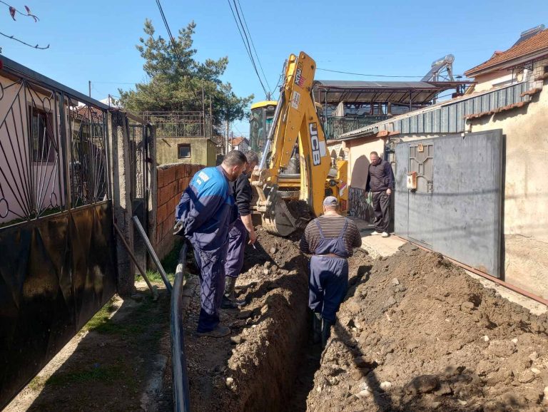 ЈКП „Водовод“ Битола успешно ја заврши реконструкцијата на водоводната линија на улицата „Даме Груев“ (крак 1, 2 и 3) во населбата Мал Париз