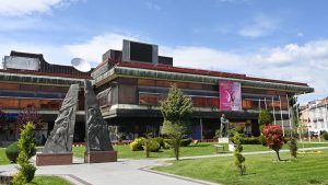 Во наредните денови, Битола ќе биде културен центар и гостопримлив домаќин на врвни актери од 10 различни држави