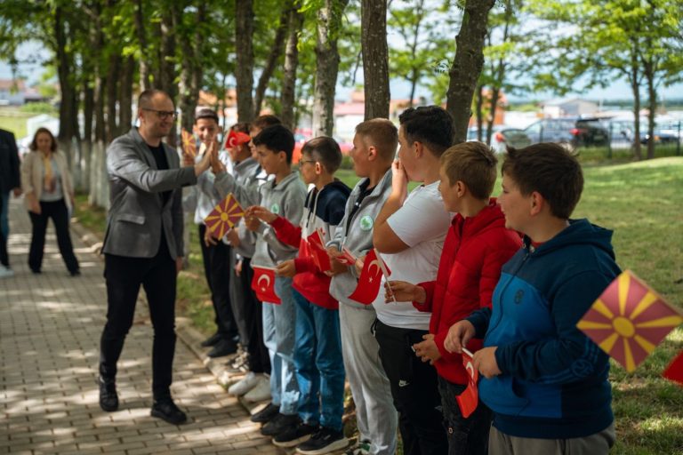 Проданоски: Нашата обврска е да вложуваме во младите, затоа што токму тие се иднината на Прилеп и на Македонија