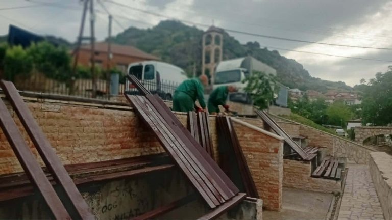 Започна процесот на комплетно реновирање на прилепскиот амфитеатар во Варош! Летово, овој простор ќе живее во знакот на културните и музичките настани