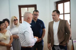 Чонески и Министерот за дигитална трансформација во Крушево го промовираа новиот Центар за услуги